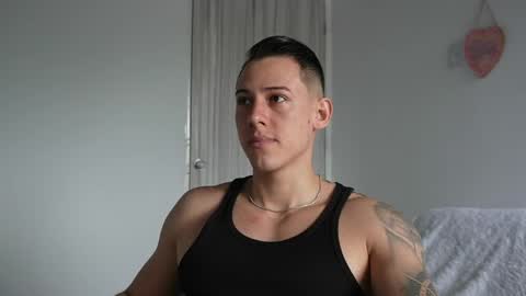Snapshot of muscle_king_cum chatting on 05.14.26 muscle_king_cum online show from 05.14.26
