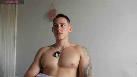 Snapshot of muscle_king_cum chatting on 07.02.26 muscle_king_cum online show from 07.02.26