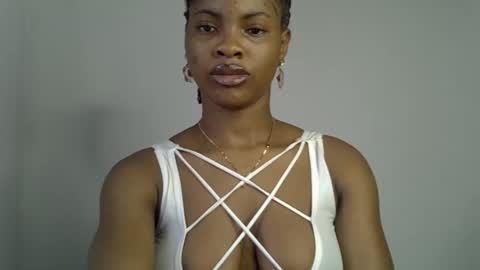 muscle_queen0 online show from 03.01.26