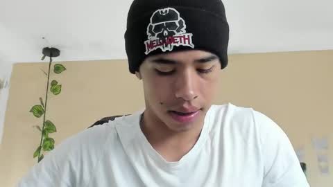 Snapshot of muscle_scott chatting on 10.06.25 muscle scott online show from 10.06.25