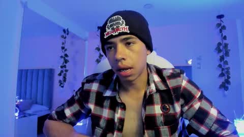 Snapshot of muscle_scott chatting on 11.03.25 muscle scott online show from 11.03.25