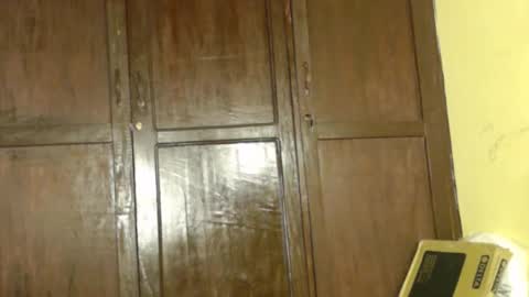 musclegod23 online show from 11.20.25