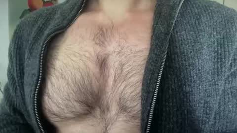 Snapshot of musclehair3 chatting on 04.30.26 musclehair3 online show from 04.30.26