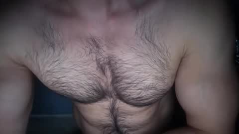 Snapshot of musclehair3 chatting on 05.01.26 musclehair3 online show from 05.01.26