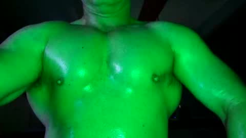 Snapshot of muscles_hulk chatting on 06.09.26 Hulk Muscles - NEW ACCOUNT online show from 06.09.26