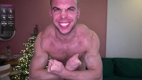 Snapshot of muscularfriend chatting on 01.24.25 Ivan online show from 01.24.25