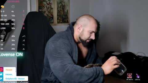 Snapshot of musculusx chatting on 04.21.26 Musculus online show from 04.21.26