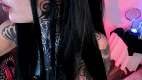 Snapshot of musedreams chatting on 12.31.24 blackmuse online show from 12.31.24