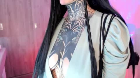 Snapshot of musedreams chatting on 01.03.25 blackmuse online show from 01.03.25