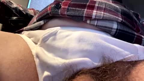 bighead mature oldcock love hairy pussy C2C married..hairy women more than welcome. Tips not required but appreciated online show from 12.10.24