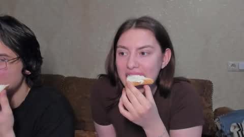 HEY online show from 12.04.25