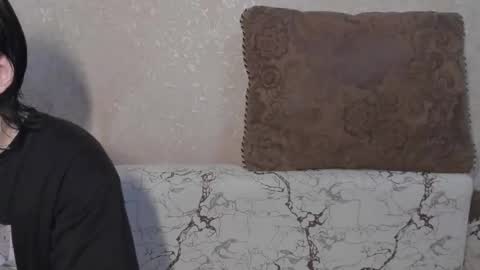 Snapshot of muuur_love chatting on 03.13.26 cute couple online show from 03.13.26