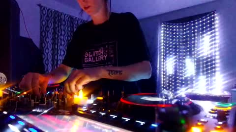 ghost mantis online show from 05.01.26