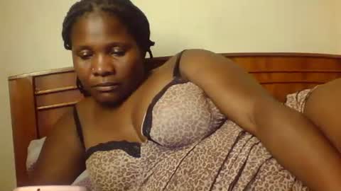 mwekas568403 online show from 10.26.25