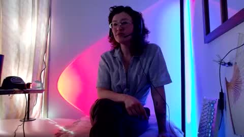 Snapshot of mx_anouk_divine chatting on 04.05.26 Mx. Anouk Divine online show from 04.05.26