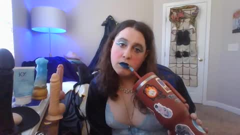 Mx Charlotte online show from 03.12.25