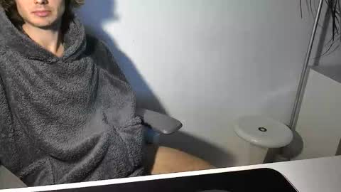 Snapshot of my_lovely_body chatting on 10.13.25 my_lovely_body online show from 10.13.25