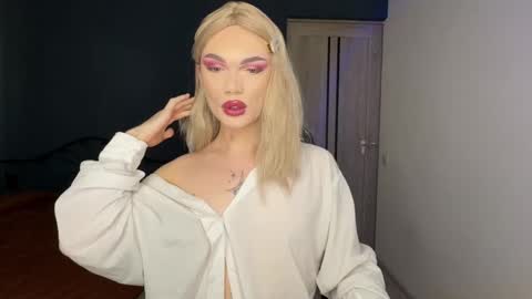 Snapshot of my_muse chatting on 02.07.25 Sandra Muse online show from 02.07.25