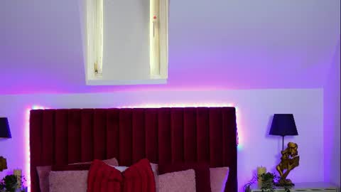Snapshot of mya_gold chatting on 07.22.26 Mya online show from 07.22.26