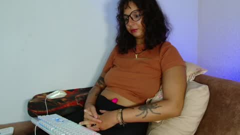 Snapshot of myamillor chatting on 04.24.26 myamillor online show from 04.24.26