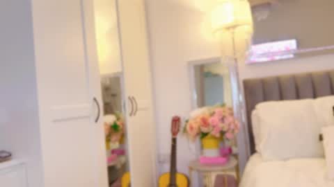 Snapshot of myassistant chatting on 03.09.25 Mya-be Yours P online show from 03.09.25