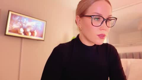 Mya-be Yours P online show from 02.21.26