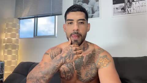 Myke esthetic online show from 02.01.26