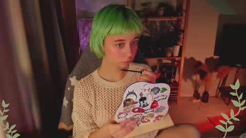 MylaFlores online show from 03.08.25