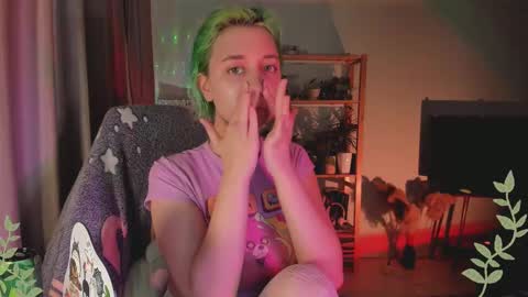 MylaFlores online show from 03.09.25