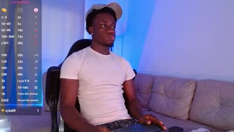 Mylo Wallace  online show from 02.03.26