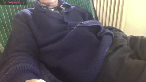 Bi sexy guy lovense hush is on private is open or password show tip if you like. online show from 03.03.25