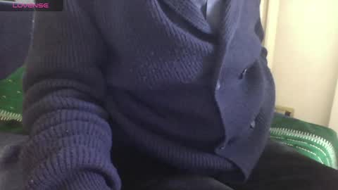 Bi sexy guy lovense hush is on private is open or password show tip if you like. online show from 03.06.25