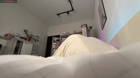 Snapshot of myphoenixx chatting on 10.09.25 Phoenix online show from 10.09.25