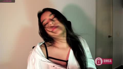 Snapshot of mypretty_isabella chatting on 12.28.24 Bella online show from 12.28.24