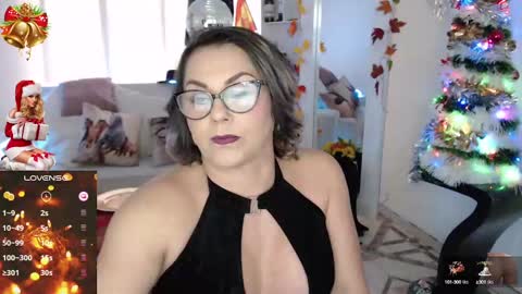 Myrna Sessions online show from 12.22.24