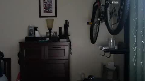 Just hanging out - No pressure online show from 03.09.26