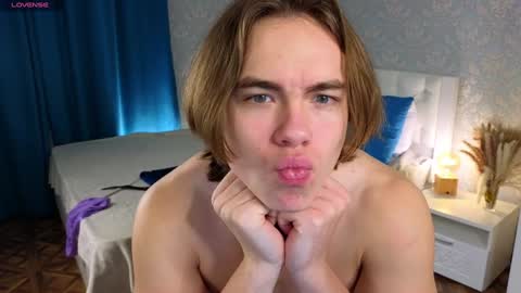 Snapshot of myshkek chatting on 12.13.24 Mickey online show from 12.13.24