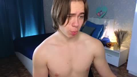 Snapshot of myshkek chatting on 02.21.25 Mickey online show from 02.21.25