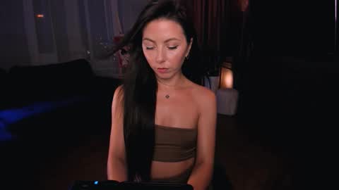 Maria  online show from 11.07.25