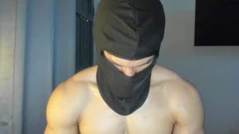 Snapshot of mysterious_muscles chatting on 06.21.26 mysterious_muscles online show from 06.21.26