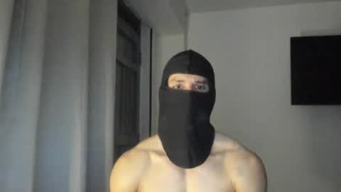Snapshot of mysterious_muscles chatting on 06.26.26 mysterious_muscles online show from 06.26.26