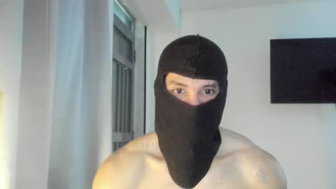 Snapshot of mysterious_muscles chatting on 06.29.26 mysterious_muscles online show from 06.29.26
