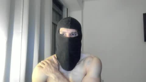 Snapshot of mysterious_muscles chatting on 07.05.26 mysterious_muscles online show from 07.05.26