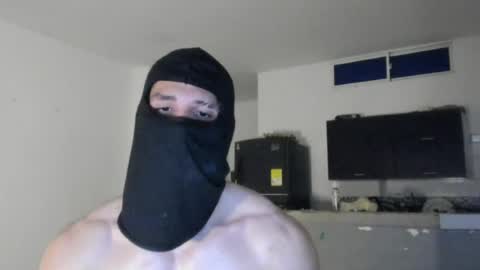 Snapshot of mysterious_muscles chatting on 07.25.26 mysterious_muscles online show from 07.25.26