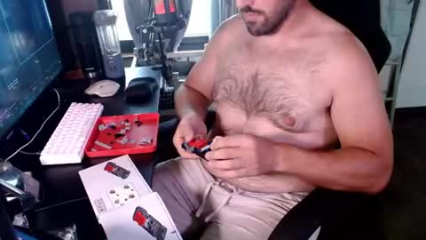 Snapshot of mysteriousdickhead chatting on 06.17.26 mysteriousdickhead online show from 06.17.26