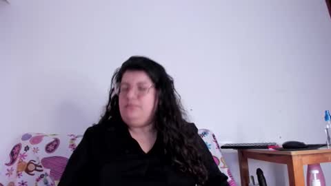 Snapshot of mystery_psique chatting on 11.19.25 mystery_psique online show from 11.19.25