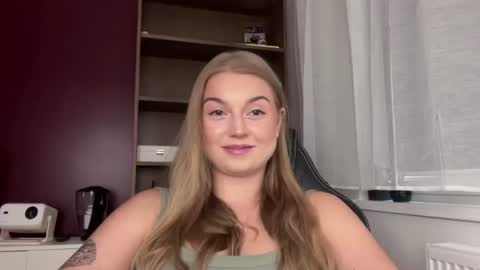 Snapshot of mysteryericax chatting on 07.10.26 Erica online show from 07.10.26