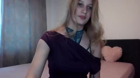 Mystery Girl online show from 03.23.26