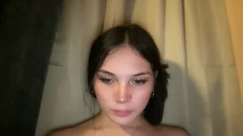 UR GIRL NEXTDOOR online show from 01.06.26