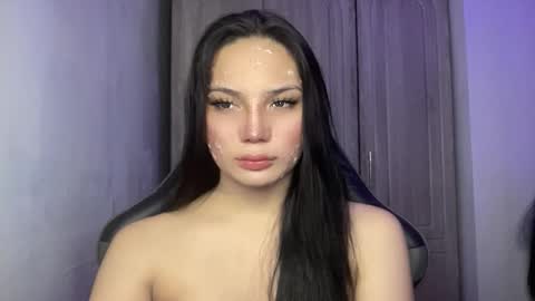 UR GIRL NEXTDOOR online show from 05.17.26